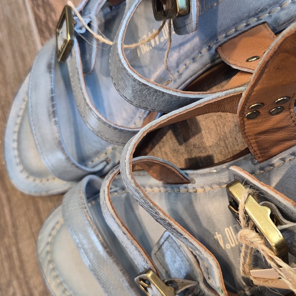 7/7.5 A.S. 98 Glenny Strappy Supple Leather Studded Detail Sandals - Picture 12 of 15